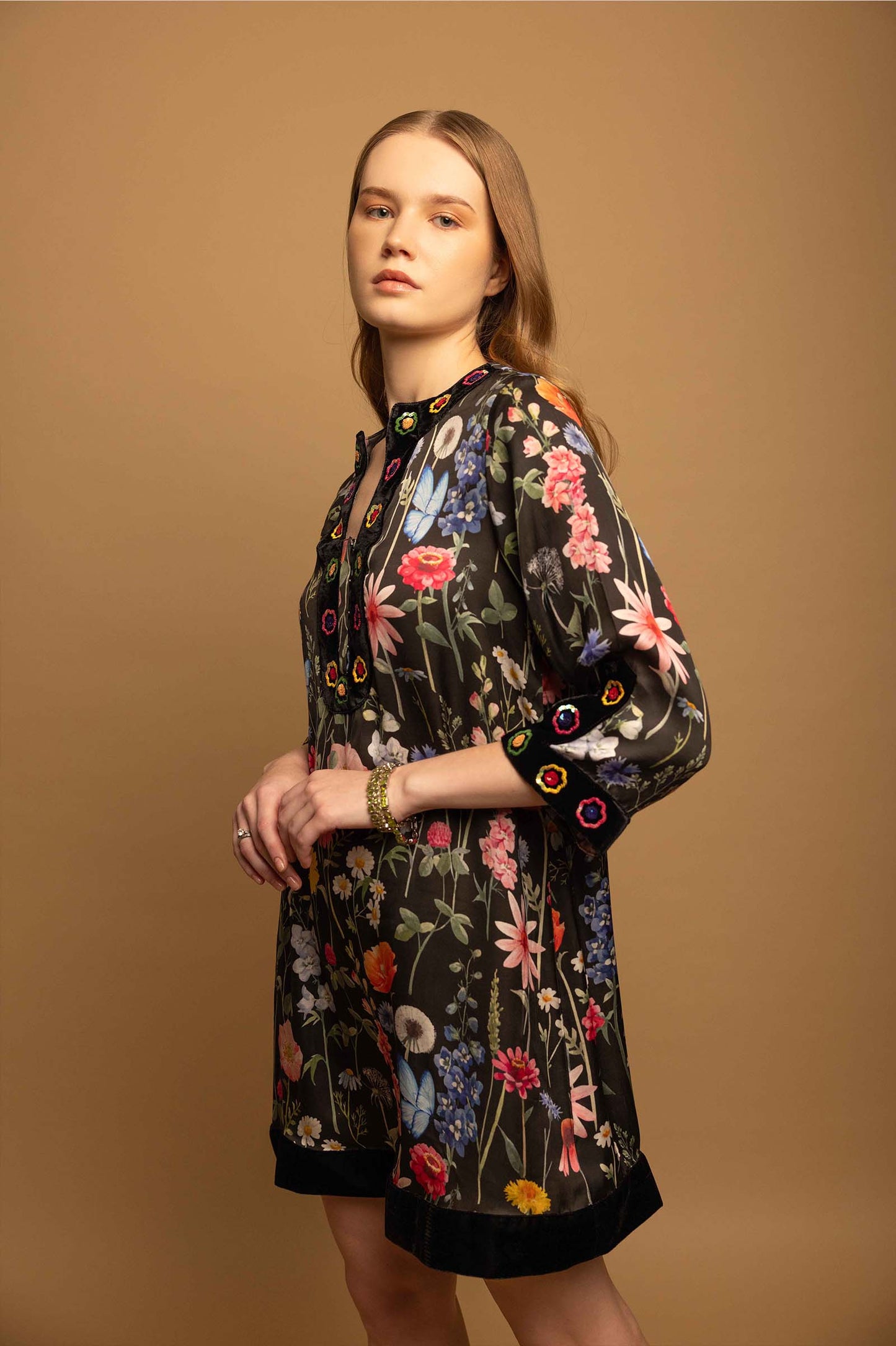 BLACK BLOSSOM TUNIC DRESS EMBELLISHED