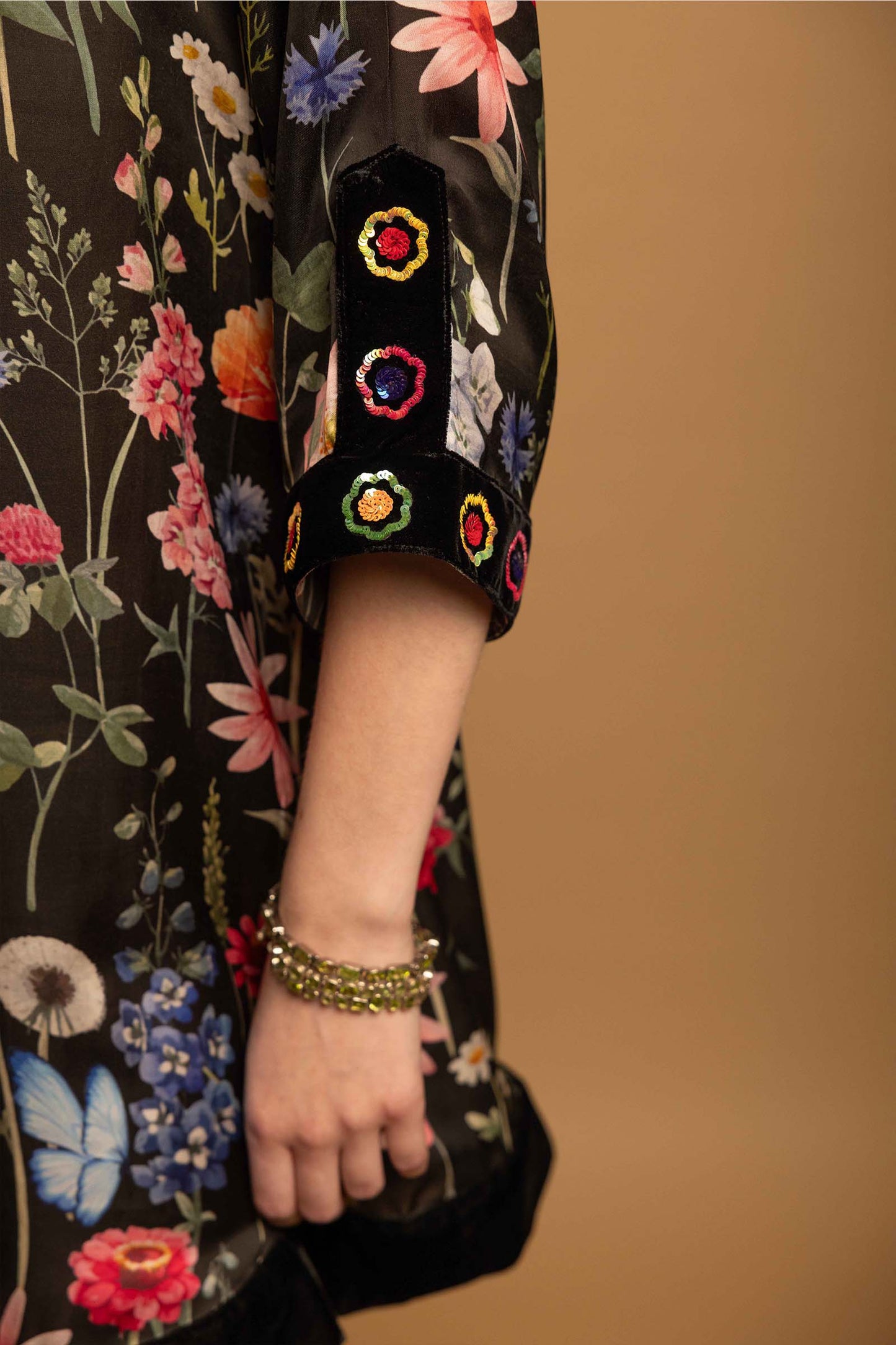 BLACK BLOSSOM TUNIC DRESS EMBELLISHED
