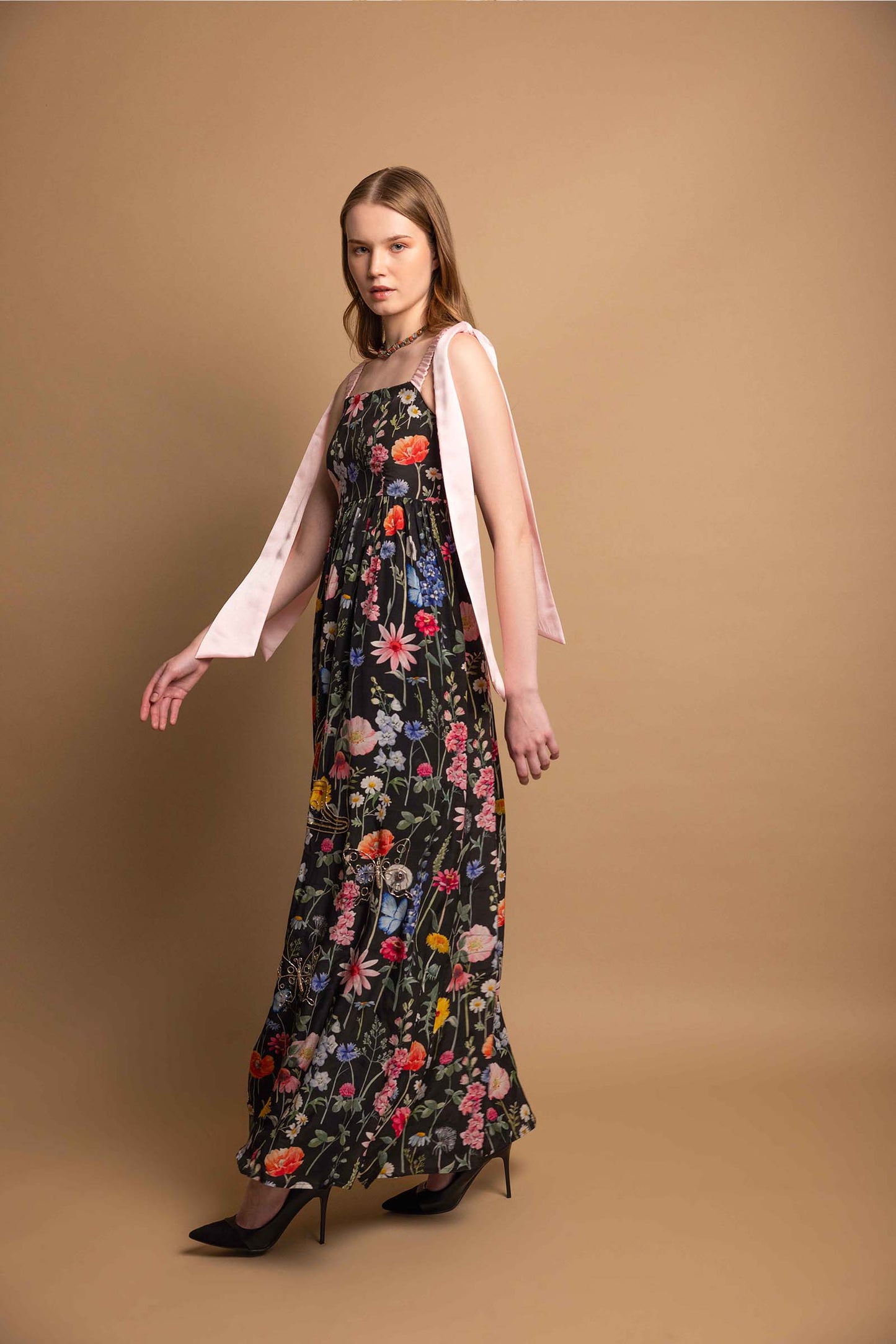 BLACK BLOSSOM CREPE GOWN