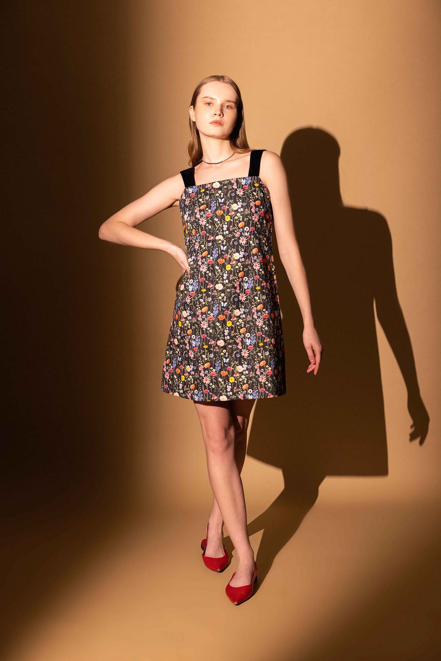 BLACK BLOSSOM MINI VELVET STRAP DRESS