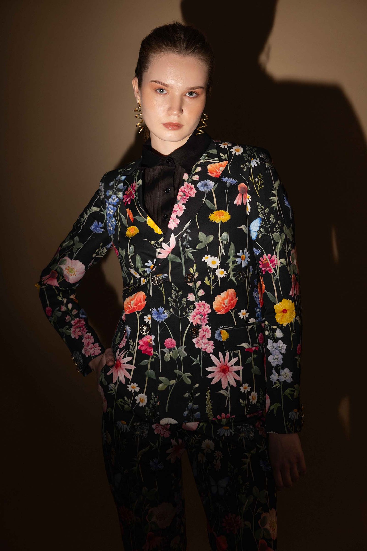 BLACK BLOSSOM POWER SUIT SET