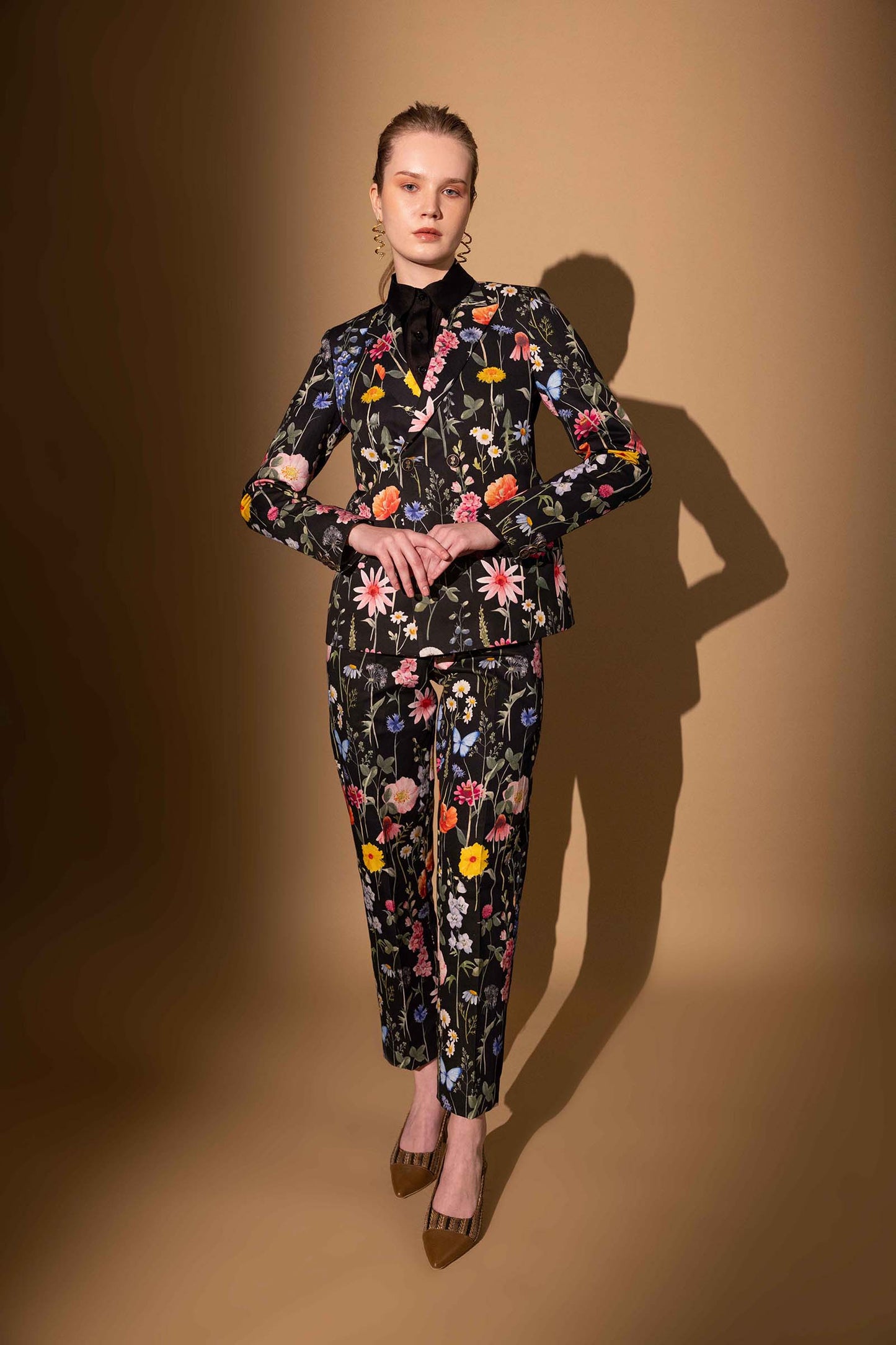 BLACK BLOSSOM POWER SUIT SET