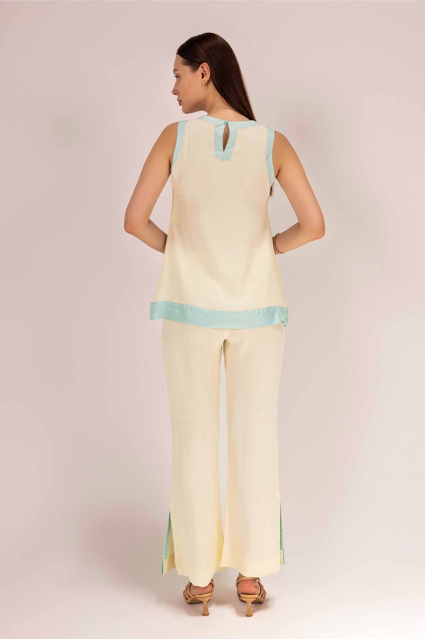Iris Signature Hand Embellished Bow Tunic Set