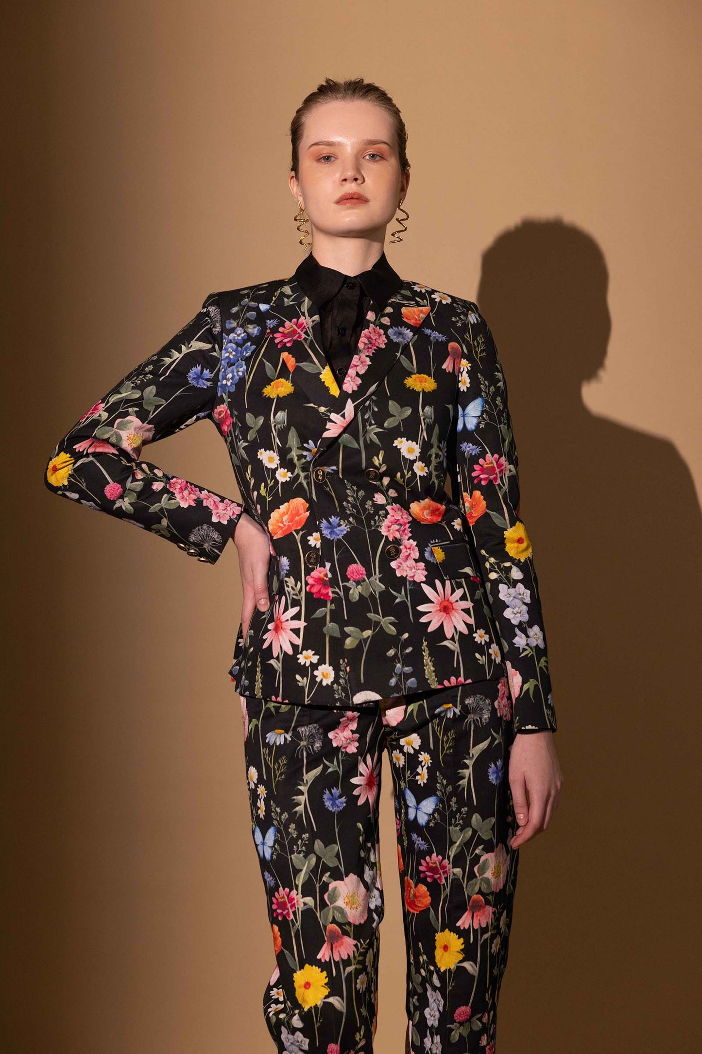 BLACK BLOSSOM POWER SUIT SET