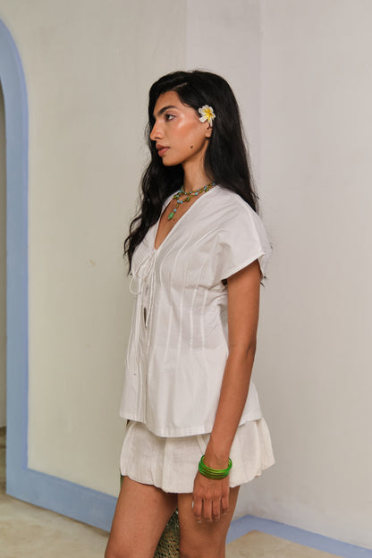 CLASSIC WHITE PLEATED SHIRT