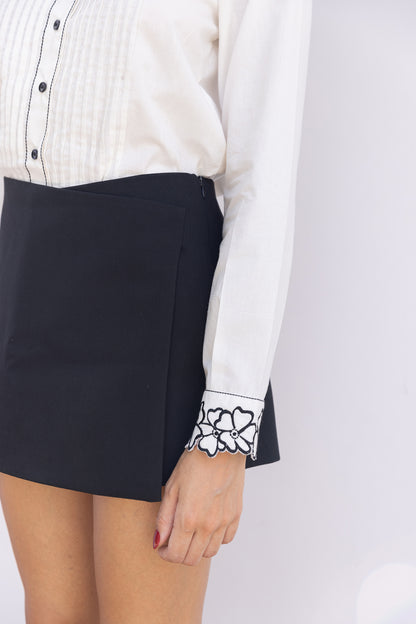 BLACK FLORAL WHITE SHIRT