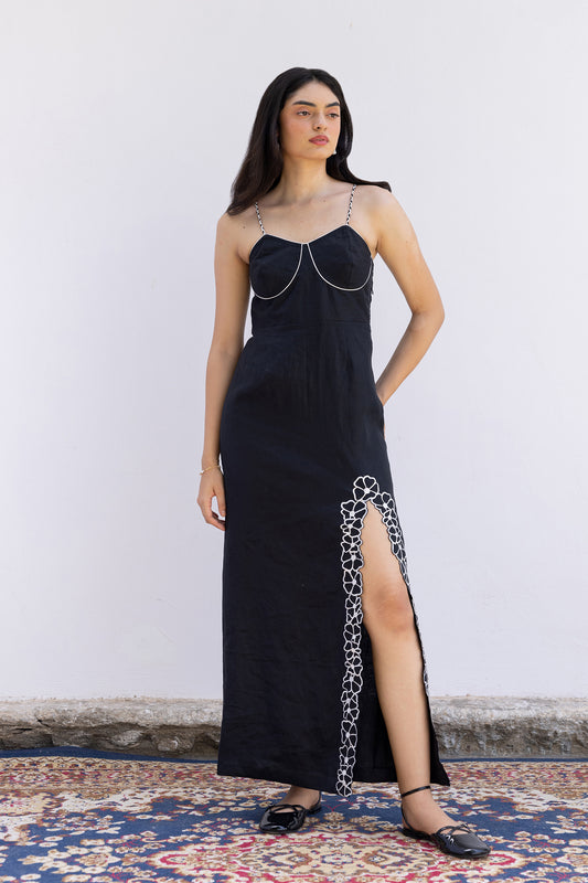 BLACK GARDEN OF FLOWER SLIT DRESS