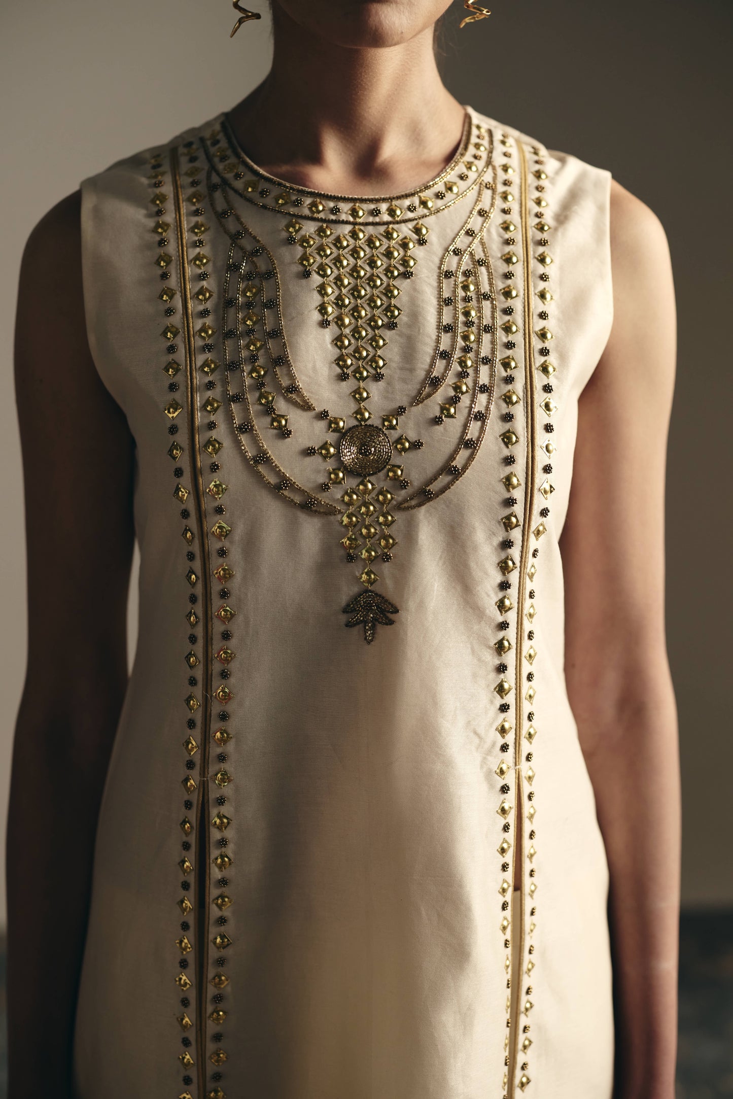 IVORY ASCEND METALLIC LONG TUNIC SET