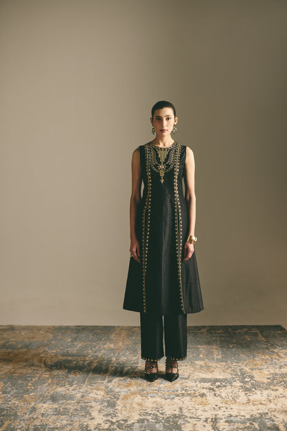 BLACK METAL LONG TUNIC SET