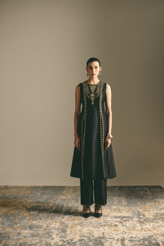 BLACK METAL LONG TUNIC SET