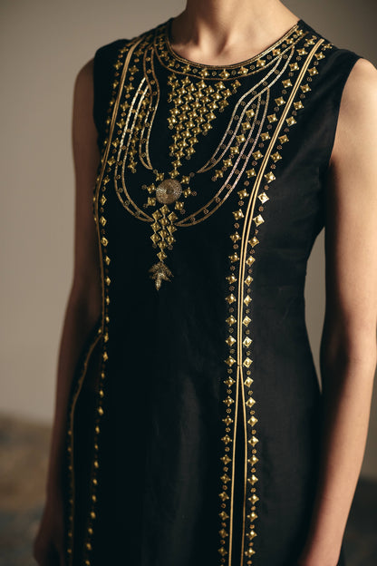 BLACK METAL LONG TUNIC SET