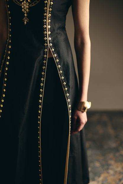 BLACK METAL LONG TUNIC SET